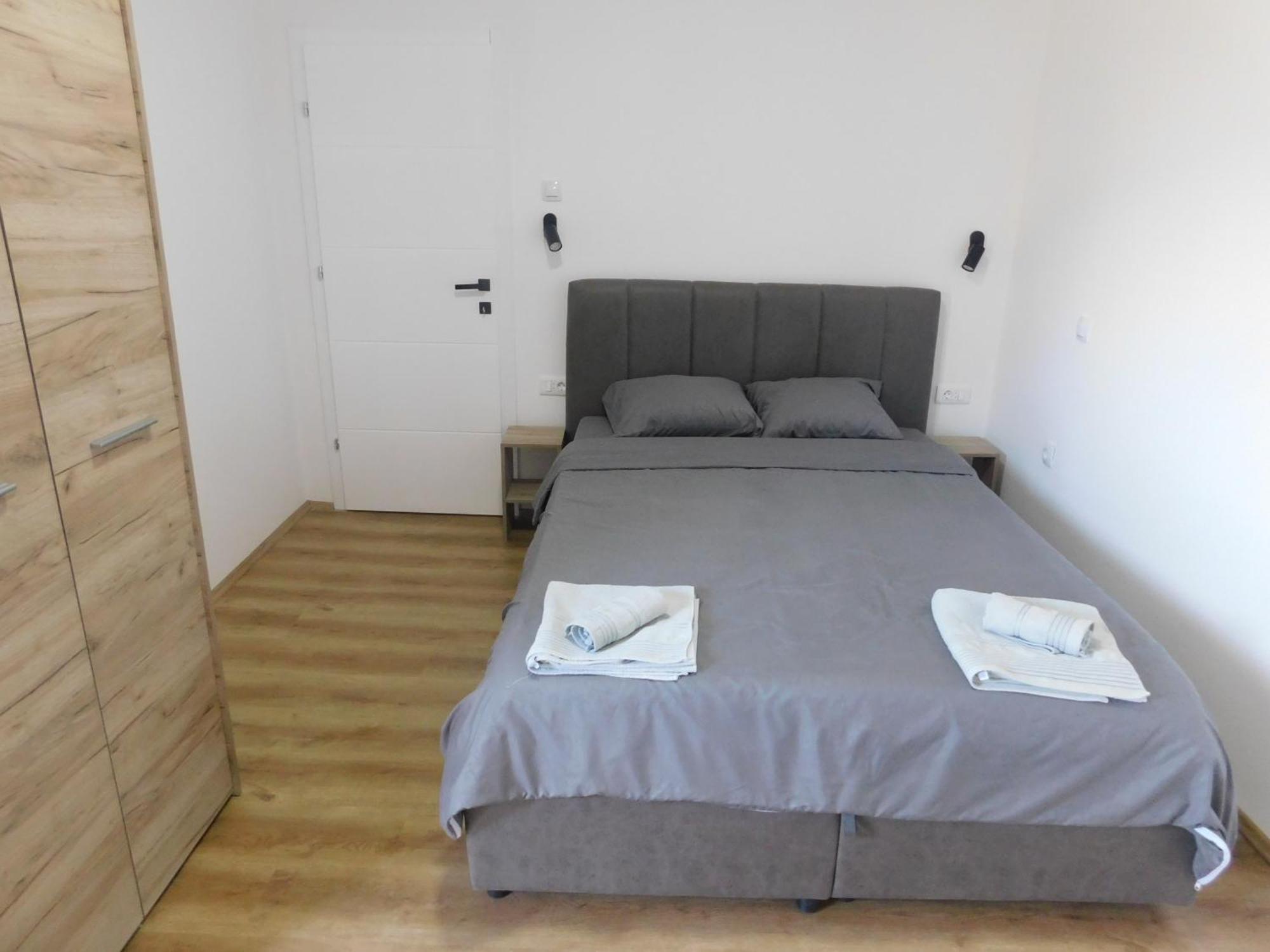 Apartments J&M オフリド エクステリア 写真